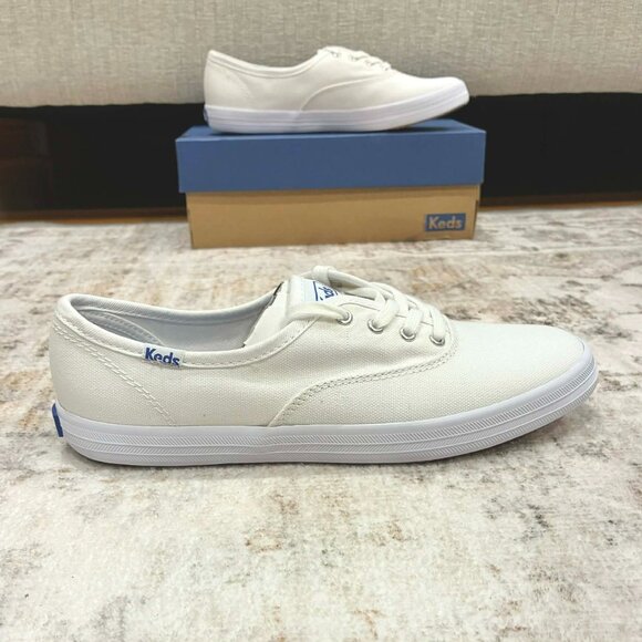NWT Womens Keds Shoes Size  6.5 - Picture 1 of 1